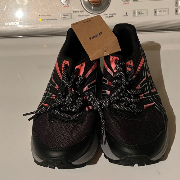 ASICS Women's Black and Pink Sneakers - Picture 2 of 3